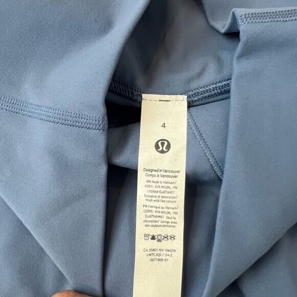 NWT Lululemon Align Short HR 4" Size 4 Pastel Blue Bike Yoga shorts Athleisure - Picture 3 of 7